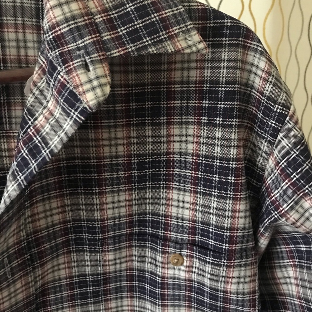 Button down shirt - Picture 3 of 3